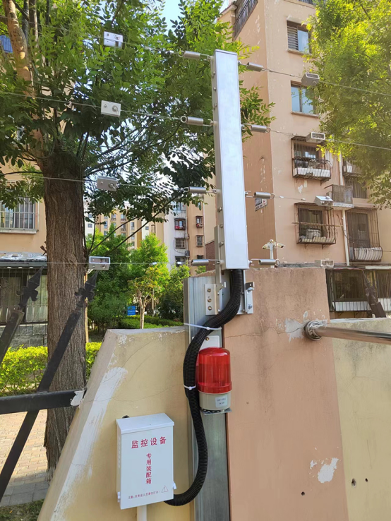 學(xué)校安裝電子圍欄的必要性，學(xué)生翻墻外出感染